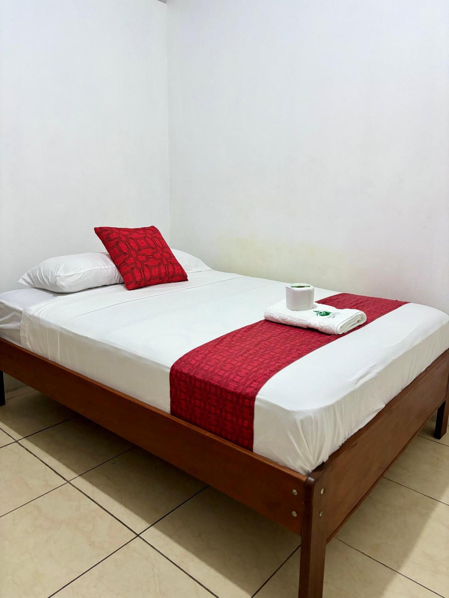 Hospedaje Casa Amazonica איקיטוס מראה חיצוני תמונה